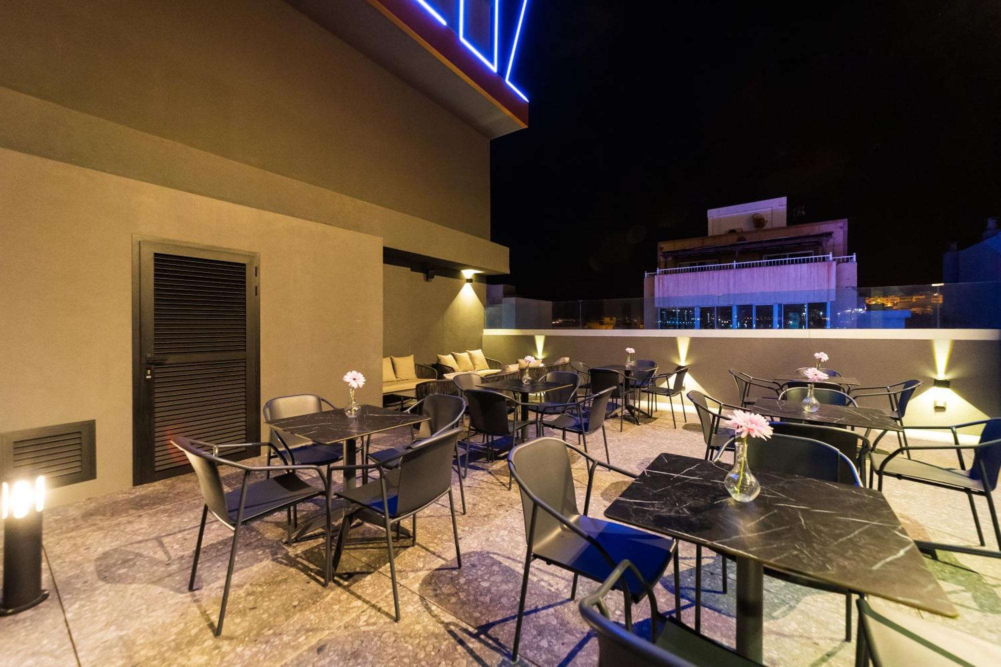 Hotel Puerto De La Luz By Pierre & Vacances Las Palmas Exterior photo